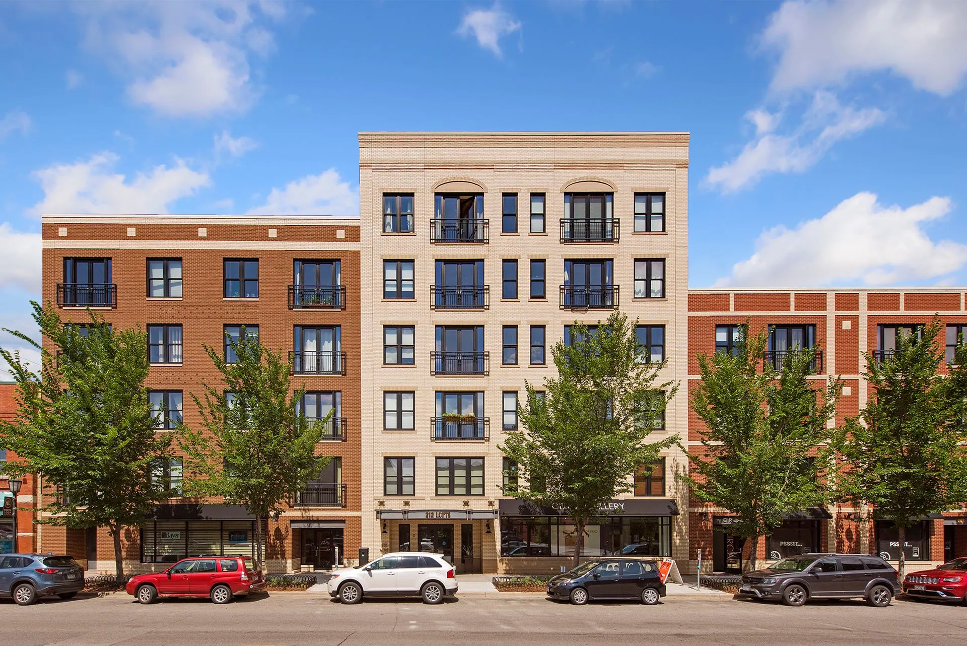 212 Lofts North Loop