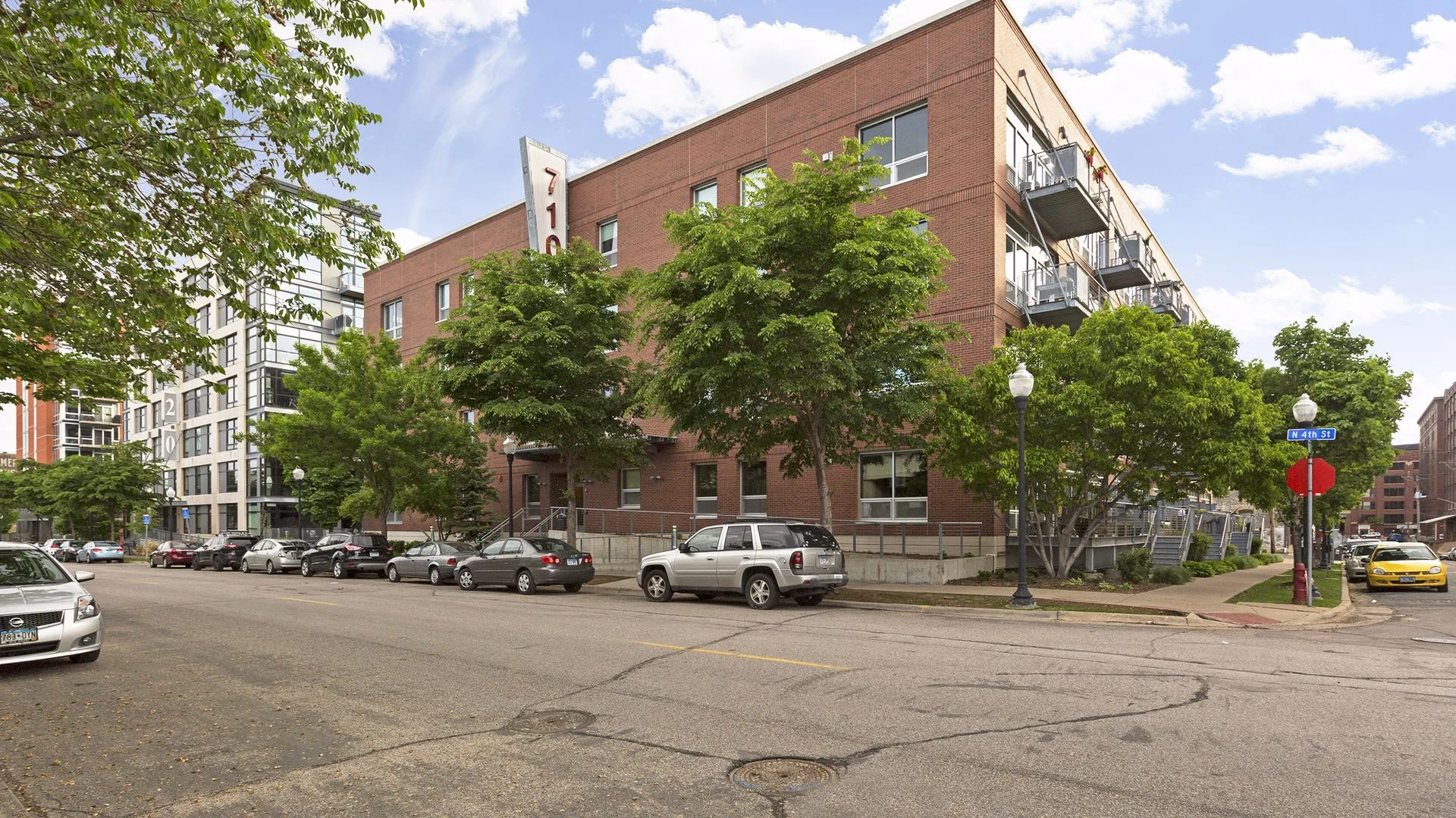 710 Lofts North Loop